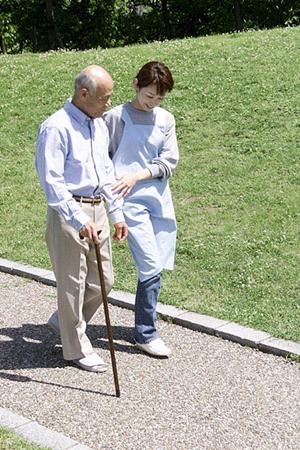 介護ウェアの選び方とおすすめ商品！快適さと安心感を両立するための完全ガイド